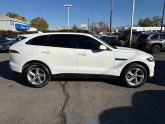 2018 Jaguar F-PACE photo 5