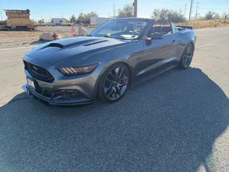 2015 Ford Mustang photo 3