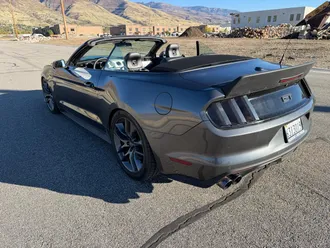 2015 Ford Mustang photo 4