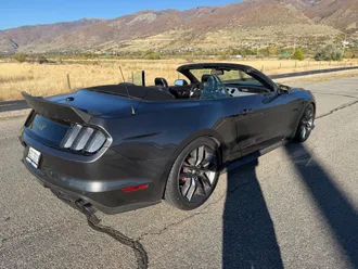 2015 Ford Mustang photo 5