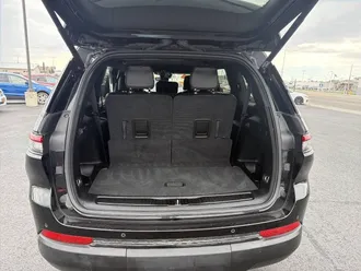 2024 Jeep Grand Cherokee L photo 6