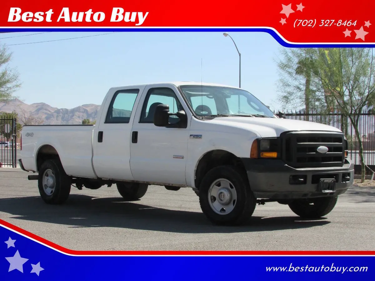 2006 Ford F-250 Super Duty Lariat 4dr Crew Cab 4WD LB