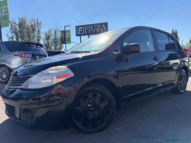 2011 Nissan Versa 1.8 S