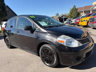 2011 Nissan Versa photo 7