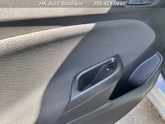 Cruze LT Auto 32