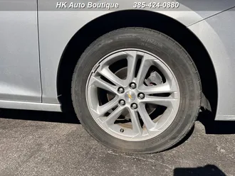 Cruze LT Auto 37