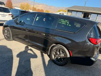 2018 Chrysler Pacifica photo 5