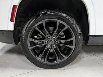 Grand Wagoneer L Obsidian 13