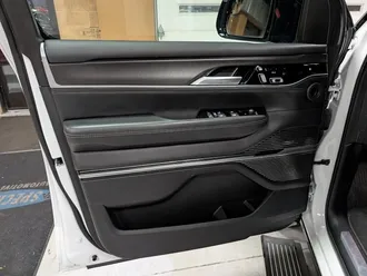 Grand Wagoneer L Obsidian 18