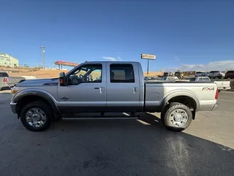 2012 Ford F-350 Lariat photo 3