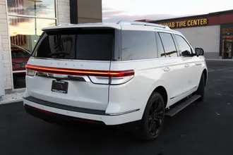 NAVIGATOR 8