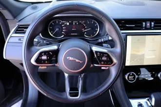F-PACE 15
