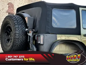 2013 Jeep Wrangler photo 4