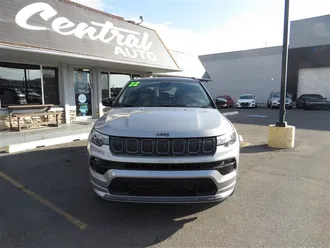 2022 JEEP COMPASS photo 2
