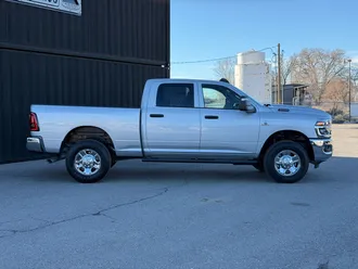 2026 Ram 3500 photo 5