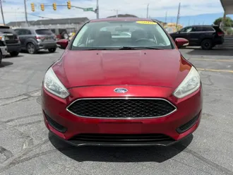2016 Ford Focus photo 2