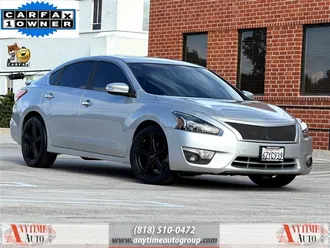 Altima 3.5 SV 1