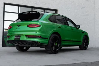 2025 Bentley Bentayga photo 3