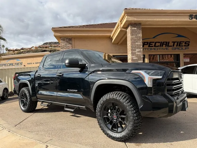2023 Toyota Tundra SR5