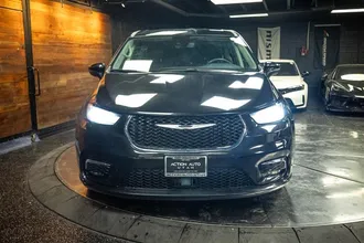 2023 CHRYSLER PACIFICA photo 4