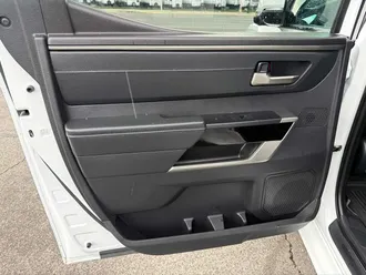 Tundra 4WD 12