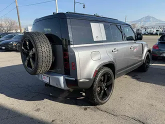 Defender 6