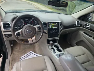 Grand Cherokee 13
