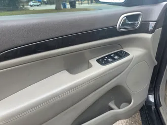 Grand Cherokee 15