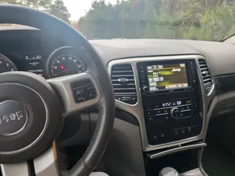 Grand Cherokee 16