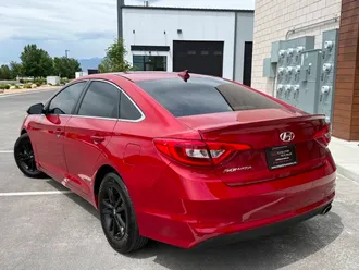 2017 Hyundai Sonata photo 3