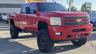 2014 Chevrolet Silverado 2500HD photo 3