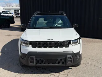 2026 Jeep Cherokee photo 3