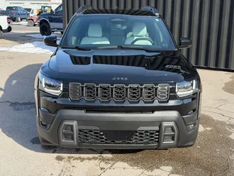 2026 Jeep Cherokee photo 2