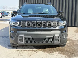 2026 Jeep Cherokee photo 3