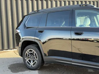 2026 Jeep Cherokee photo 4