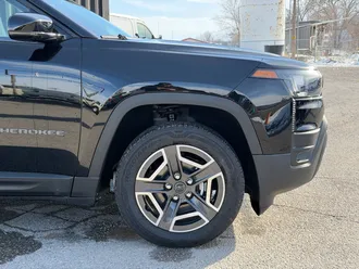 2026 Jeep Cherokee photo 5