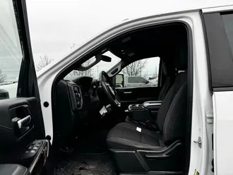Silverado 3500HD 8