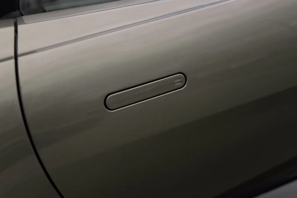 Carousel Image 10
