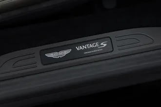 Vantage 38
