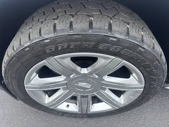 Escalade ESV 9