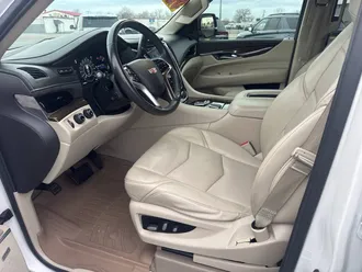 Escalade ESV 10