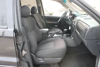 Grand Cherokee 28