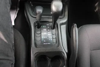 Grand Cherokee 34