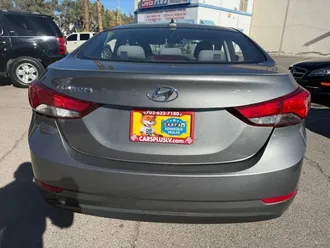 Elantra 3