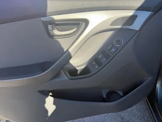 Elantra 8