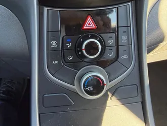 Elantra 22