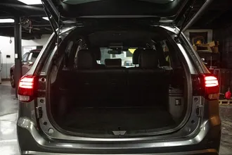2022 MITSUBISHI OUTLANDER PHEV photo 7
