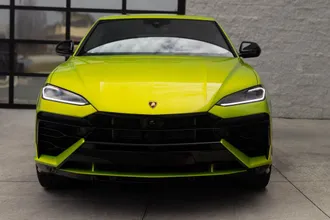 2025 Lamborghini Urus photo 4