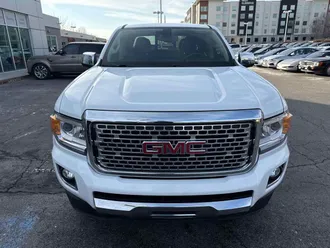 2019 GMC Canyon photo 3