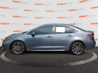 2021 Toyota Corolla photo 2
